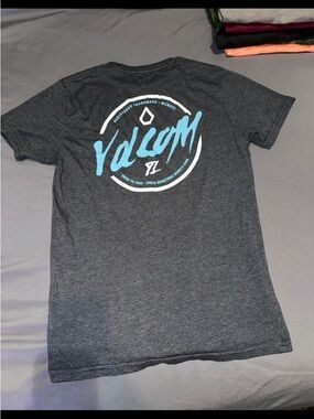 Womens Volcom Gray and Blue Graphic Tshirt Size Small